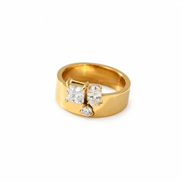 Wide-Band Ring with Asymmetric Three-Stone CZ Cluster