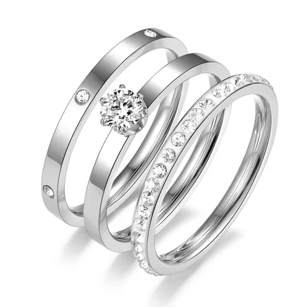 Ring Set with Solitaire and Pavé Cubic Zirconia
