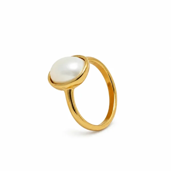 Oval Pearl-Effect Bezel Ring