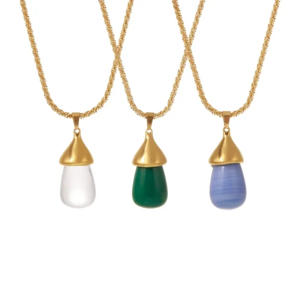 Fluted Cap and Teardrop Resin Pendant Necklace
