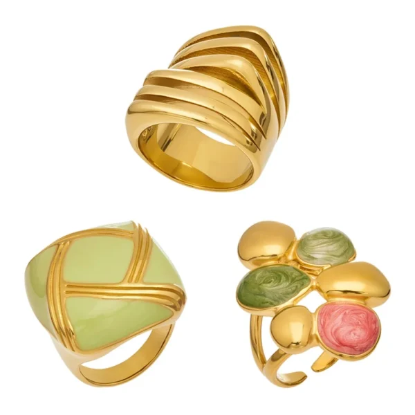 Ribbed Enamel Ring