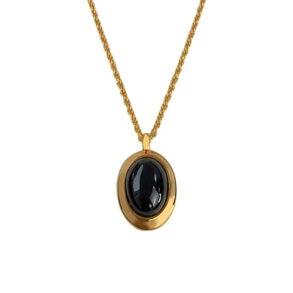 Oval Cabochon & Rope Chain Pendant Necklace